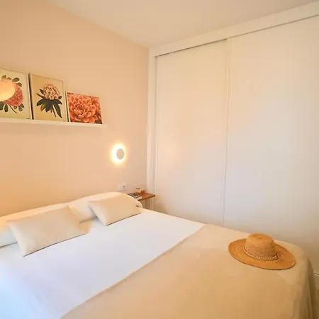 Minimalist Canteras * Las Palmas / Gran Canaria