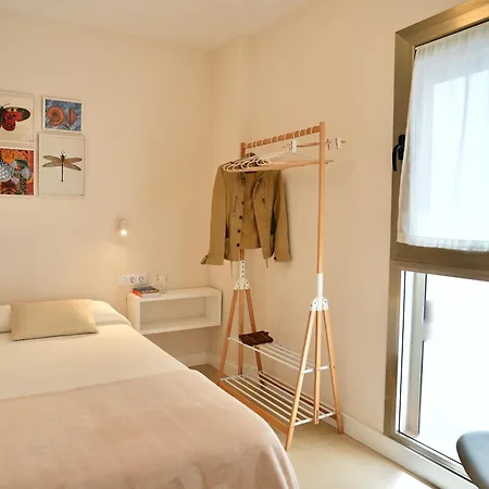 Minimalist Canteras Apartment
