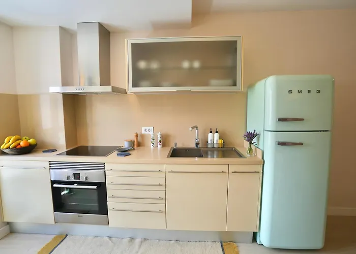 Minimalist Canteras