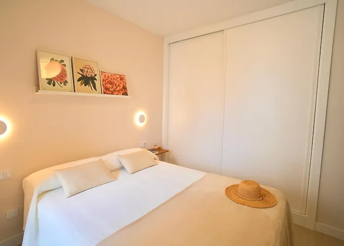 Minimalist Canteras * Las Palmas de Gran Canaria