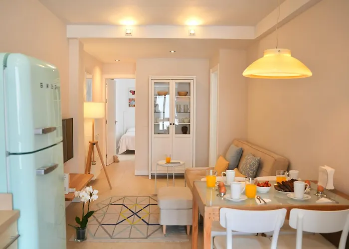 Minimalist Canteras Apartment